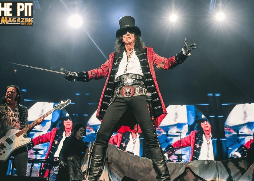 2024-Aug-24-Alice Cooper-Pinnacle Bank Arena-Lincoln-Bob DeHart Photography-thepitmagazine.com-8C5A2412