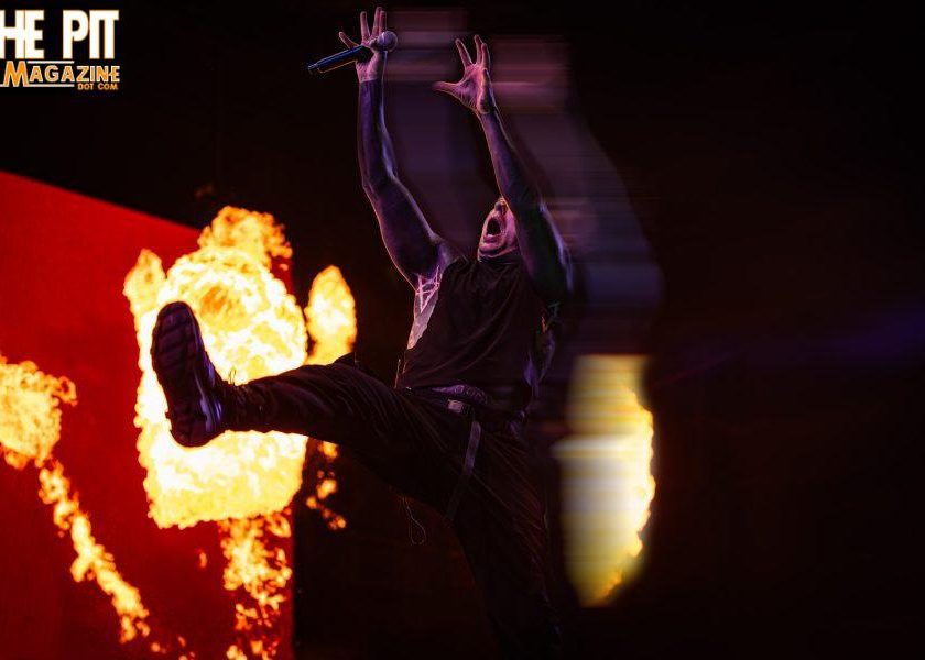 2025-Sept-2-Falling in Reverse-Hollywood Amphitheatre-St Louis-Sevauna Photo-thepitmagazine.com-FJ3A6428