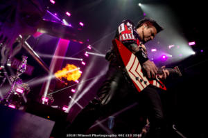 2018, Nov 22-Five Finger Death Punch-Pinnacle Bank Arena-Winsel Photography-6791