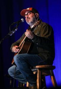 2023-Nov-15-Aaron-Lewis-Warner-Theater-Erie-David-Desin-Photography-thepitmagazine.com-IMG 5423E