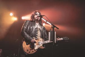 2024-Nov-16-Ace-Frehley-Val-Air-Ballroom-Des-Moines-Bob-DeHart-thepitmagazine.com-8C5A9600