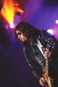 Ace-Frehley-Robins-Theater-Warren-Ohio-David-Desin-Photography-The-Pit-Magazine-3.31.22-IMG 4345ce
