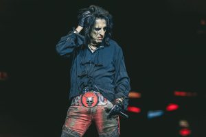 2026-April-17-Alice-Cooper-Topeka-Performing-Arts-Center-Bob-DeHart-Photography-thepitmagazine.com-1Y0A3038
