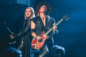 2026-April-17-Alice-Cooper-Topeka-Performing-Arts-Center-Bob-DeHart-Photography-thepitmagazine.com-BDEH5389