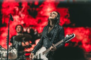 2026-April-17-Alice-Cooper-Topeka-Performing-Arts-Center-Bob-DeHart-Photography-thepitmagazine.com-BDEH5683