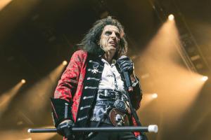 2024-Aug-24-Alice-Cooper-Pinnacle-Bank-Arena-Lincoln-Bob-DeHart-Photography-thepitmagazine.com-8C5A2505