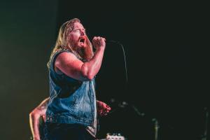 2024-Aug-6-Blacktop-Mojo-Bourbon-Theatre-Lincoln-Bob-DeHart-Photography-thepitmagazine.com-IMG 6583