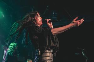 2025-April-25-Dorothy-Whiskey-Roadhouse-Bob-DeHart-Photography-thepitmagazine.com-8C5A5845