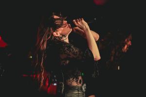 2025-April-25-Dorothy-Whiskey-Roadhouse-Bob-DeHart-Photography-thepitmagazine.com-8C5A6062