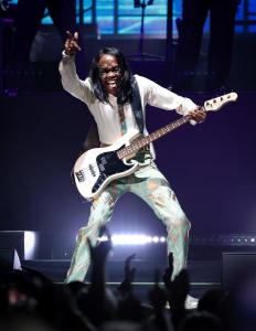 2024-July-10-Earth-Wind-Fire-Hollywood-Casino-St.-Louis-Sevauana-Photo-thepitmagazine.com-FJ3A8579