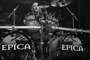 2022-Oct-17-Epica-Stage-AE-Pittsburgh-David-Desin-thepitmagazine.com-IMG 6043ce