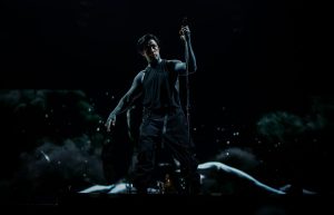 2025-Sept-2-Falling-in-Reverse-Hollywood-Amphitheatre-St-Louis-Sevauna-Photo-thepitmagazine.com-3X3A2752