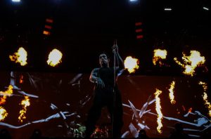 2025-Sept-2-Falling-in-Reverse-Hollywood-Amphitheatre-St-Louis-Sevauna-Photo-thepitmagazine.com-3X3A2768