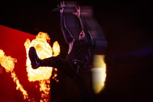 2025-Sept-2-Falling-in-Reverse-Hollywood-Amphitheatre-St-Louis-Sevauna-Photo-thepitmagazine.com-FJ3A6428