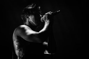 2025-Sept-2-Falling-in-Reverse-Hollywood-Amphitheatre-St-Louis-Sevauna-Photo-thepitmagazine.com-FJ3A6458