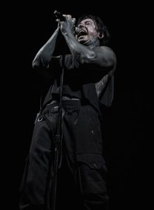 2025-Sept-2-Falling-in-Reverse-Hollywood-Amphitheatre-St-Louis-Sevauna-Photo-thepitmagazine.com-FJ3A6585