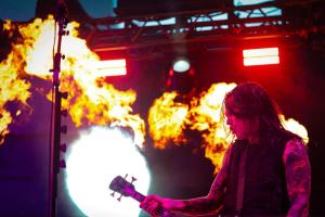 2024-Sep-21-Falling-in-Reverse-Hollywood-Casino-St.-Louis-Sevauna-Stageman-thepitmagazine.com-FJ3A1448