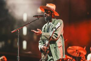 2024-Sep-9-Gary-Clark-Jr-The-Astro-Lavista-Bob-DeHart-thepitmagazine.com-IMG 3198