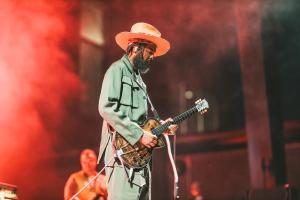 2024-Sep-9-Gary-Clark-Jr-The-Astro-Lavista-Bob-DeHart-thepitmagazine.com-IMG 3248