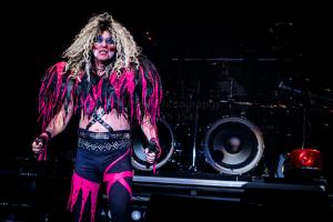 Concert in Omaha-Hairball-Winsel Photography 5.7.16-5811