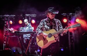 2026-August-1-Howard-Jones-Stir-Cove-Council-Bluffs-Peter-Amisano-Photography-thepitmagazine.com-0U1A0314