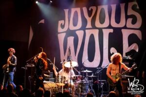 2022-May-3-Joyous-Wolf-Slowdown-Winsel-Photography-ThePitMagazine.com-5257