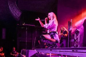 2025-May-7-Royale-Lynn-The-Bourbon-Lincoln-Bob-Dehart-Photography-thepitmagazine.com-8C5A0091
