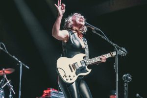 2025-May-21-Samantha-Fish-The-Astro-LaVista-Bob-DeHart-Photography-thepitmagazine.com-8C5A9344-2