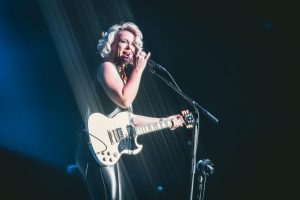 2025-May-21-Samantha-Fish-The-Astro-LaVista-Bob-DeHart-Photography-thepitmagazine.com-BDEH3995