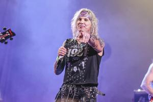 2025-March-5-Steel-Panther-Bourbon-Theatre-Lincoln-Bob-DeHart-Photography-thepitmagazine.com-8C5A1598