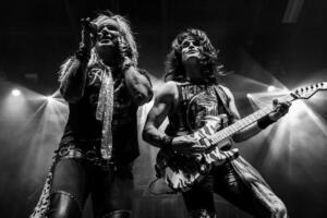 2022-Apr-28-Steel-Panther-Stage-AE-David-Desin-Photography-thepitmagazine.com-IMG 6675ce