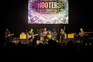 2023-Aug-30-The-Hooters-Liberty-First-CU-Arena-Omaha-Peter-Amisano-Photography-thepitmagazine.com- D0A8372